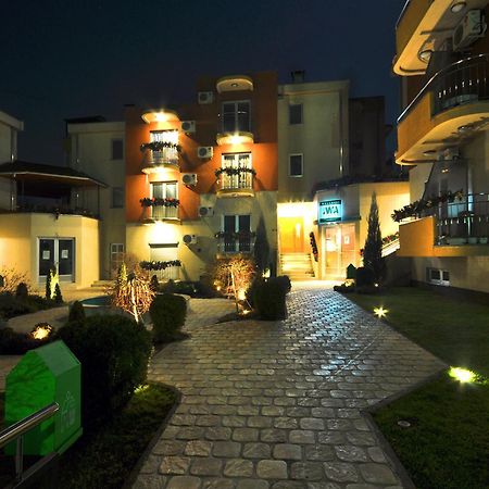 Iwa Centar Apartments & Wellness Vrnjačka Banja Extérieur photo