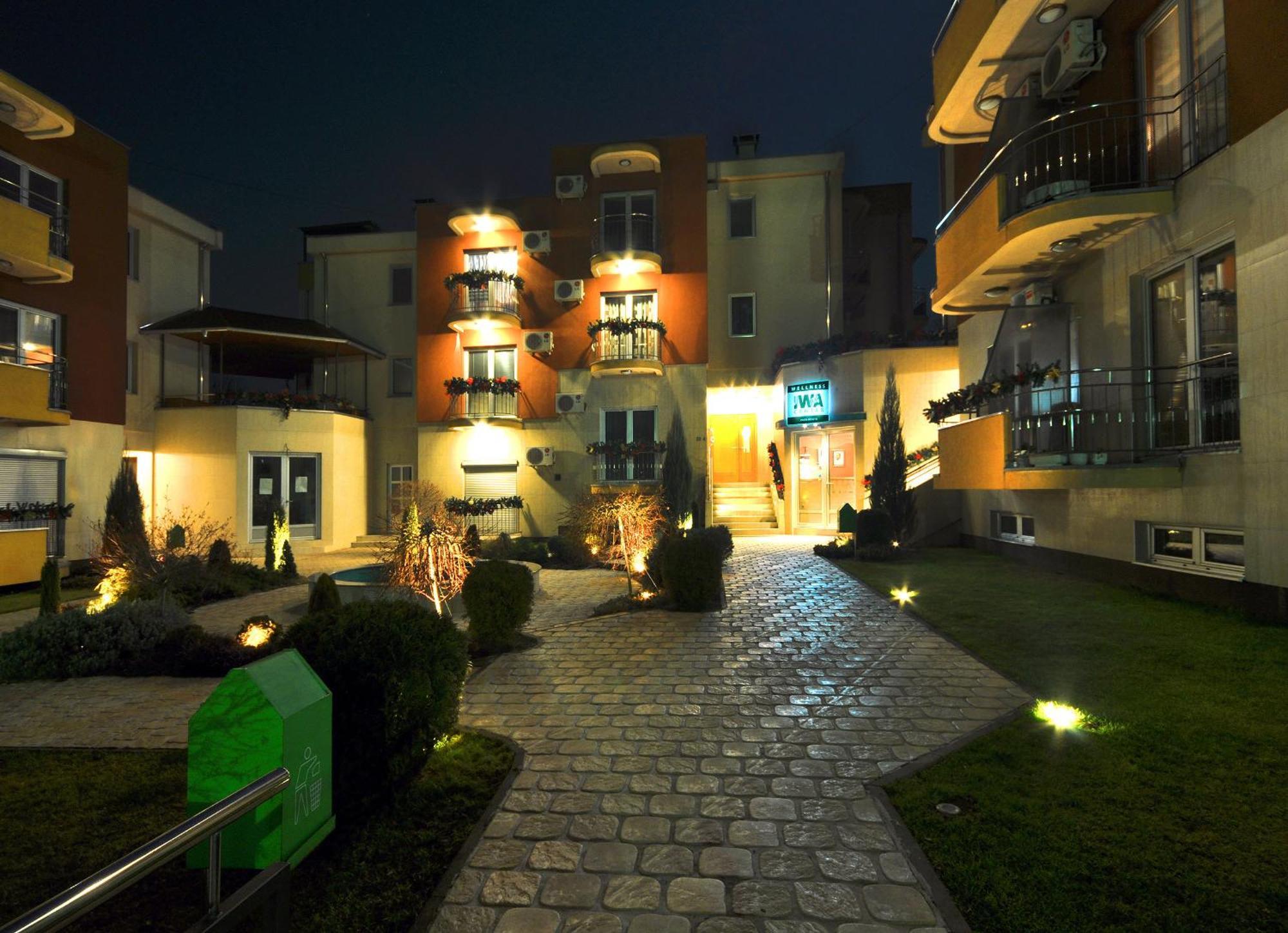 Iwa Centar Apartments & Wellness Vrnjačka Banja Extérieur photo