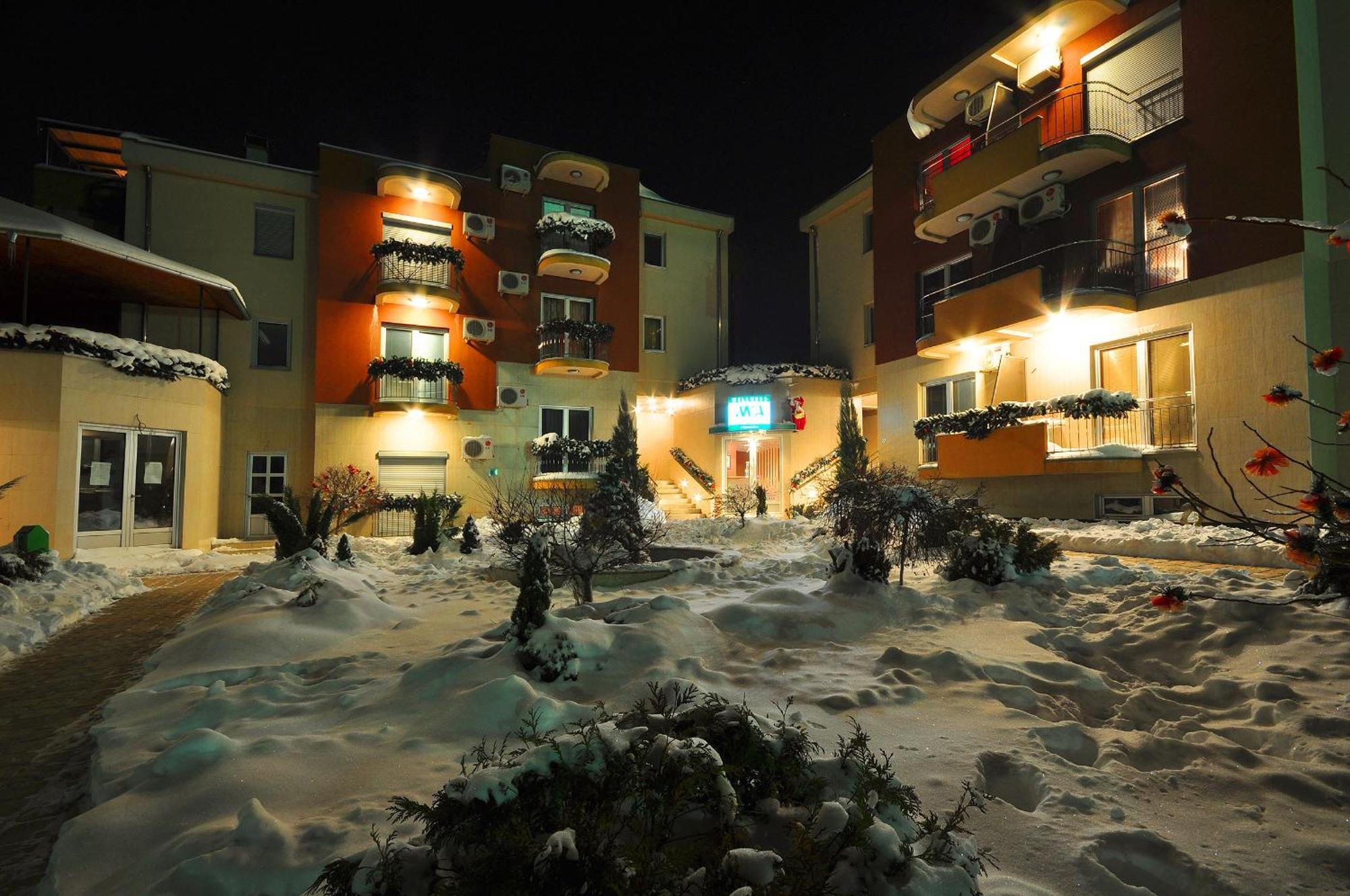 Iwa Centar Apartments & Wellness Vrnjačka Banja Extérieur photo