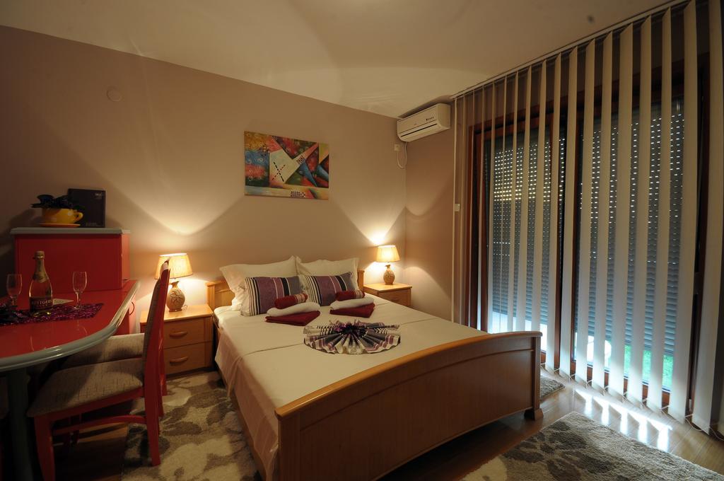 Iwa Centar Apartments & Wellness Vrnjačka Banja Extérieur photo